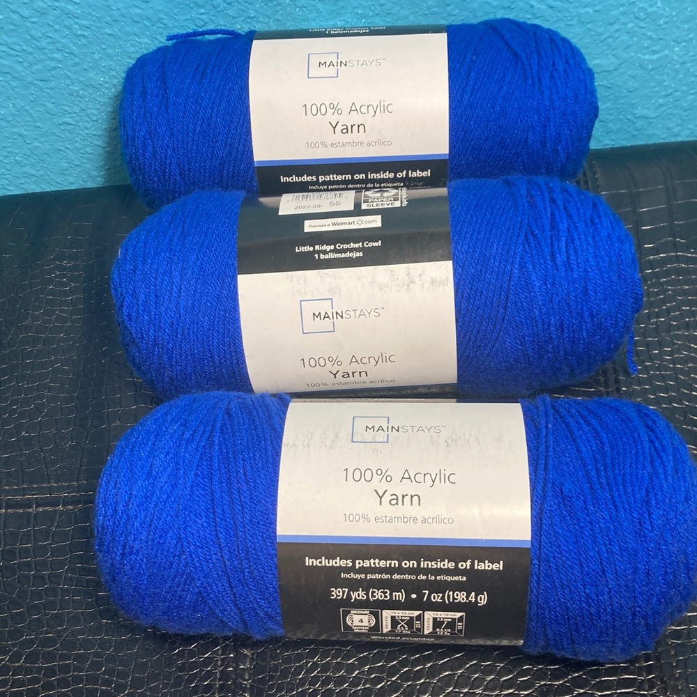 3 NWT (1191 yards total) Mainstays 100% Acrylic Vibrant Blue Yarn Medium Worsted